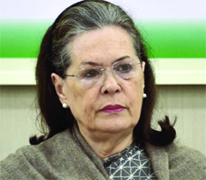 सोनिया ने राज्यसभा के लिए राजस्थान से भरा पर्चा