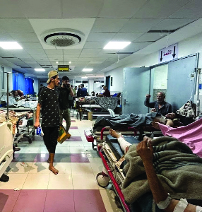 गाजा अस्पताल में ऑक्सीजन आपूर्ति बंद होने से पांच मरीजों की मौत