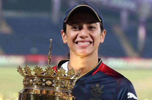 हंड्रेड के ड्राफ्ट में स्मृति मंधाना                         रिचा घोष ही भारतीय क्रिकेटर