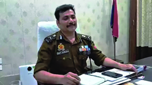 ड्यूटी पर ड्रिंक किया तो खैर नहीं, पुलिस कमिश्नर मोहित अग्रवाल की शराबी पुलिसकर्मियों की चेतावनी, बर्खास्त करने के दिए निर्देश