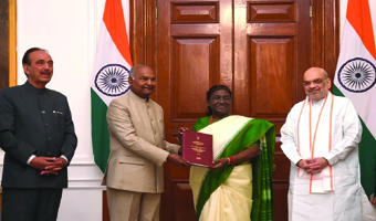 One Nation-One Election: 18,626 पन्नों का ड्राफ्ट, एक मतदाता सूची, कोविंद समिति ने राष्ट्रपति को सौंपी रिपोर्ट One Nation-One Election: 18,626 पन्नों का ड्राफ्ट, एक मतदाता सूची, कोविंद समिति ने राष्ट्रपति को सौंपी रिपोर्ट