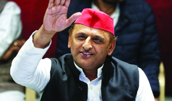 चुनाव आयोग पर आखिर किसका दबाव, निर्वाचन आयुक्त Arun Goel के इस्तीफे को लेकर Akhilesh Yadav ने बीजेपी पर कसा तंज