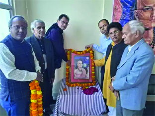 काशी में जयंती पर महान खगोलशास्त्री आर्यभट्ट को किया याद, दी श्रद्धांजलि