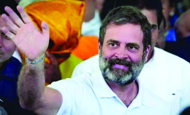 राहुल ने दलितों-आदिवासियों से किया संवाद