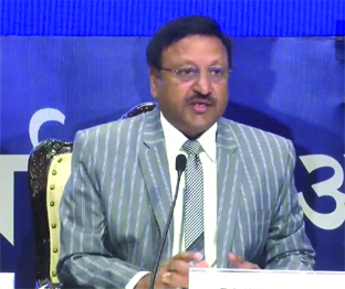 Election Commission ने केंद्र सरकार से कहा, WhatsApp पर ‘विकसित भारत’ संदेश भेजना करें बंद