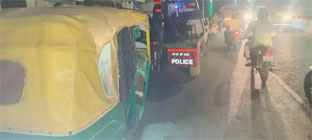 आटो ने स्कूटी में मारी टक्कर, आरबी से नीचे गिरा डेढ़ वर्षीय मासूम, घटना के बाद भाग गया चालक