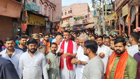 ज्ञानवापी मुक्ति महापरिषद के हजारों कार्यकर्ताओं ने माता शृङ्गार गौरी का किया विधिवत दर्शन पूजन