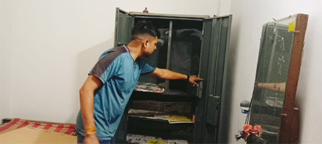 हौसलाबुलंद चोरों ने ताना रिवॉल्वर, बोले हट जाओ वरना गोली मार दूंगा