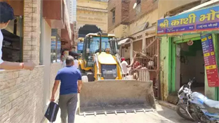  रोपवे प्रोजेक्ट में बाधा बन रहे अतिक्रमणकारी, अधिकारियों ने अभियान चलाकर हटवाया अतिक्रमण, मची खलबली 