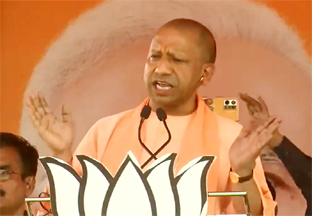मुख्यमंत्री योगी बोले- भूख से लड़ रहा पाकिस्तान मोदी राज में भारत में 80 करोड़ से अधिक लोगों को मिलता है मुफ्त राशन