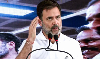 EVM की गड़बड़ी पर राहुल गांधी ने फिर जताई चिंता, ट्वीट कर किया मुंबई की घटना का जिक्र