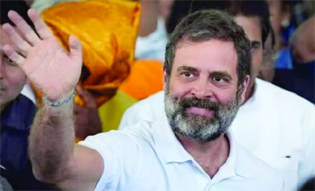 सीट छोडऩे को लेकर अब भी दुुविधा में हूं- राहुल